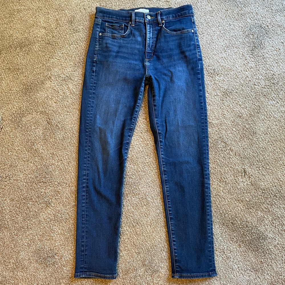 LOFT Petite Mid Rise  Skinny Jeans in Vintage Dark Wash - Picture 4 of 9